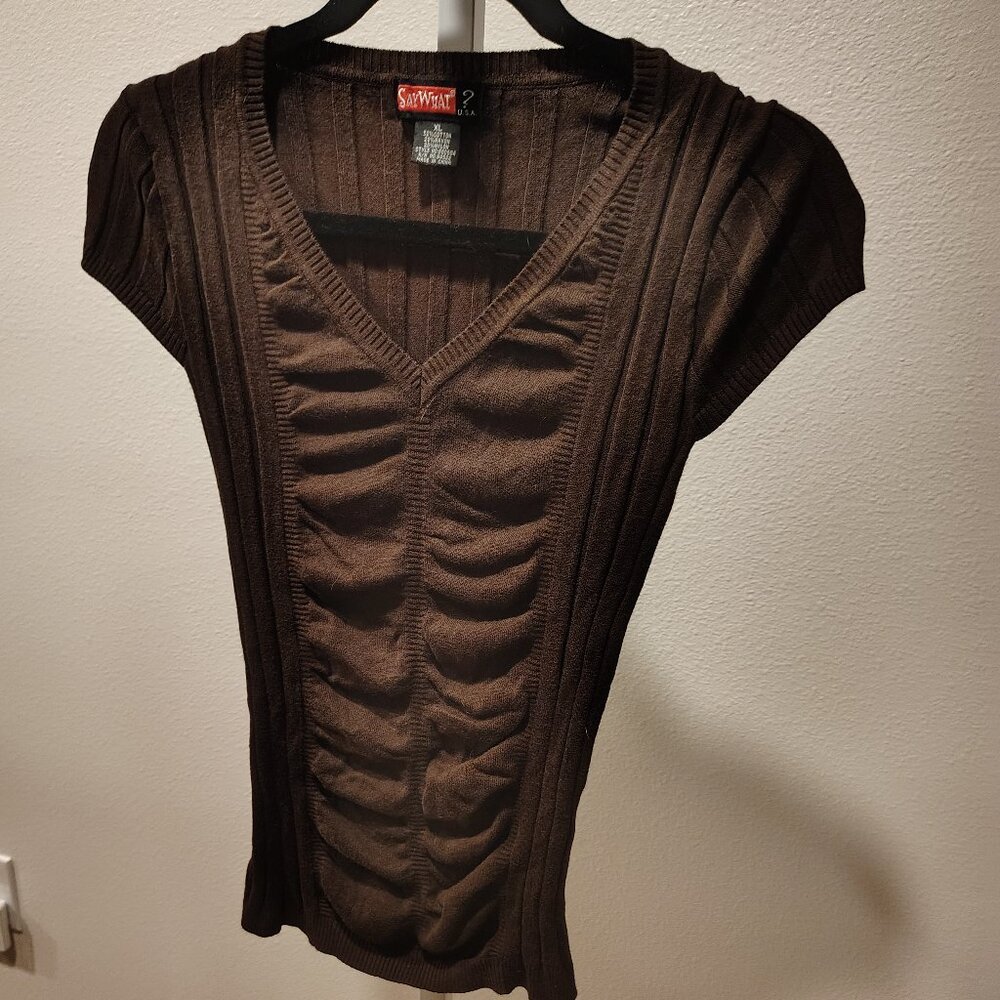 Say What? Junior's Short Sleeve V-Neck Sweater Size XL Brown